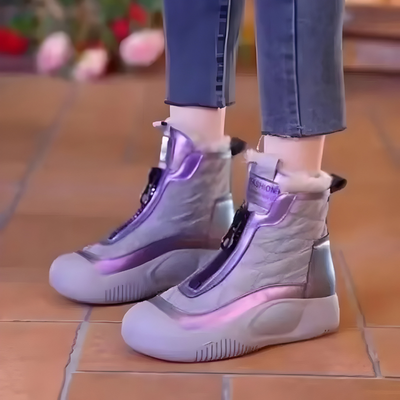 Maddie | White Quilted Ankle Boots