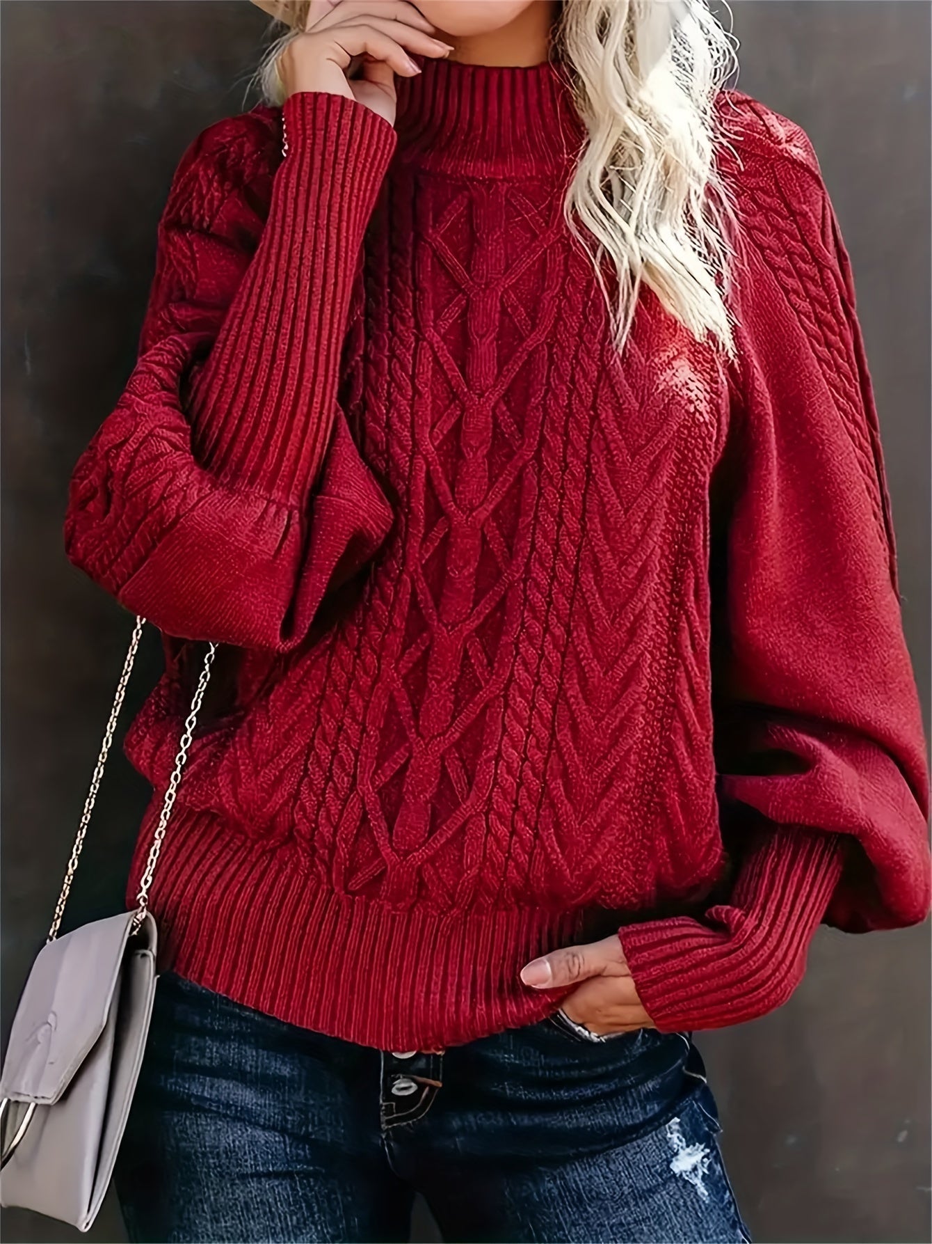 Élise – Cozy Long-Sleeve Sweater