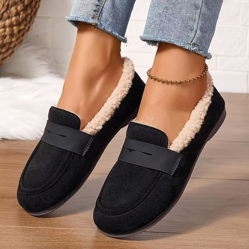 Sara I Comfortable Black Loafers
