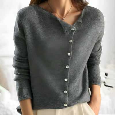 Léa – Sophisticated and Stylish Cardigan