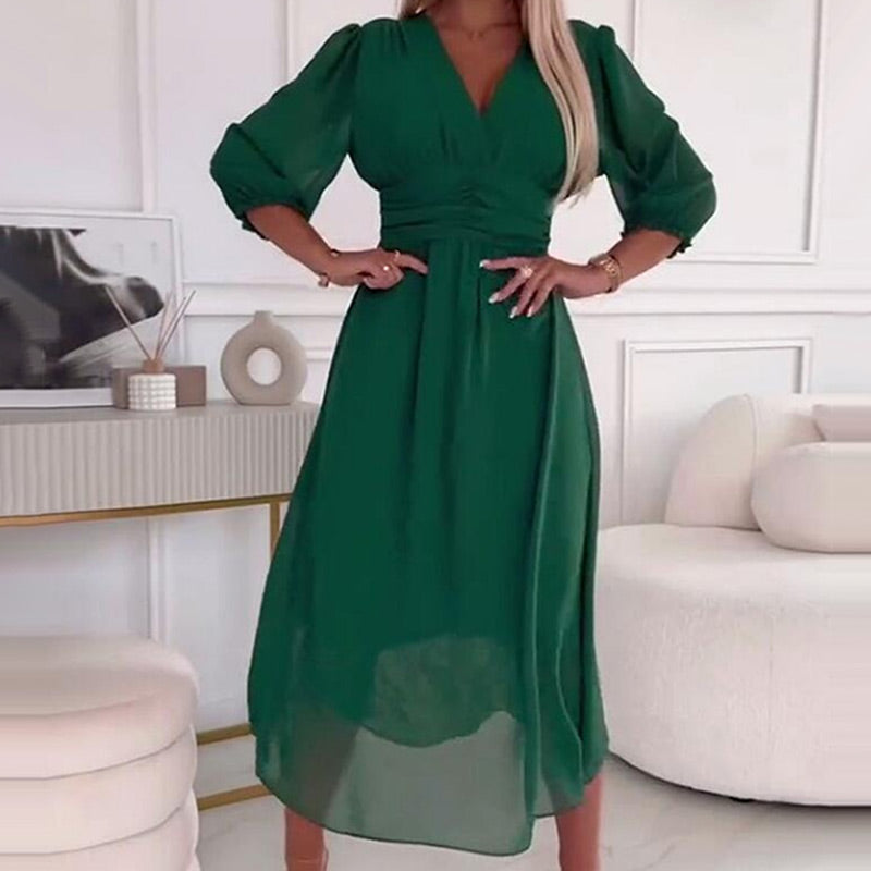 Elara | Chic Pleated Midi Dress