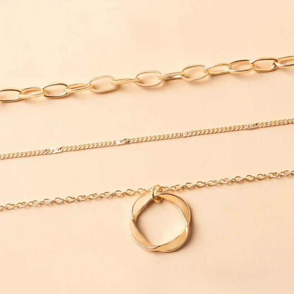 Vintage-Inspired Gold Layered Necklace