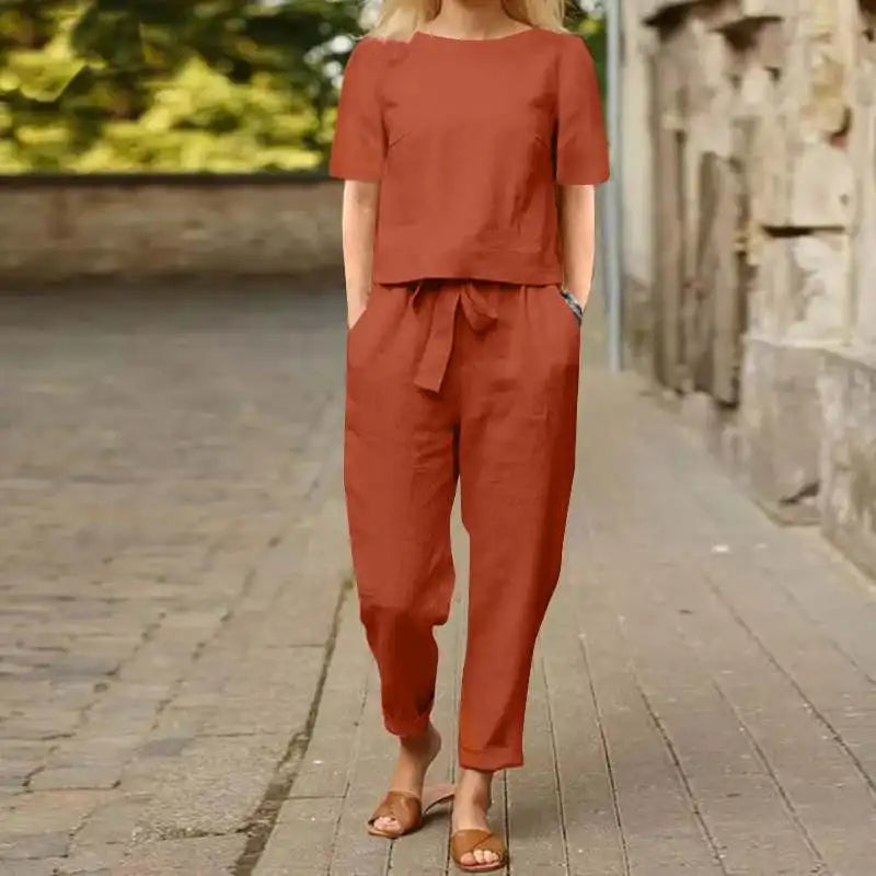 Charm Chic | Two-Piece Lounge Set with Relaxed Fit & Breathable Fabric | Versatile Casual Loungewear 2