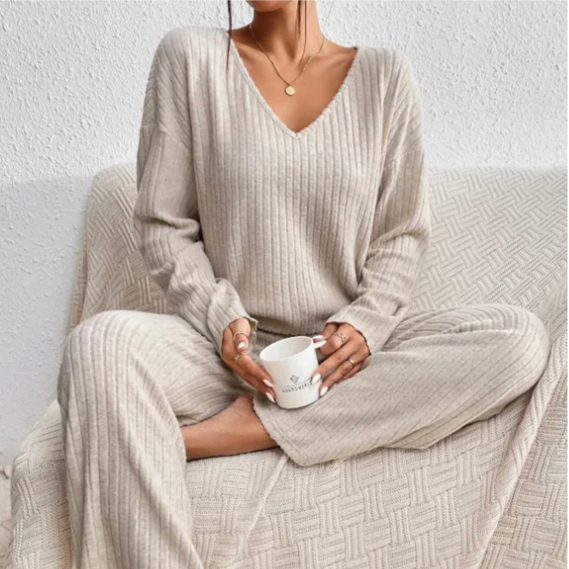 Lucy | Cozy Knit Ensemble