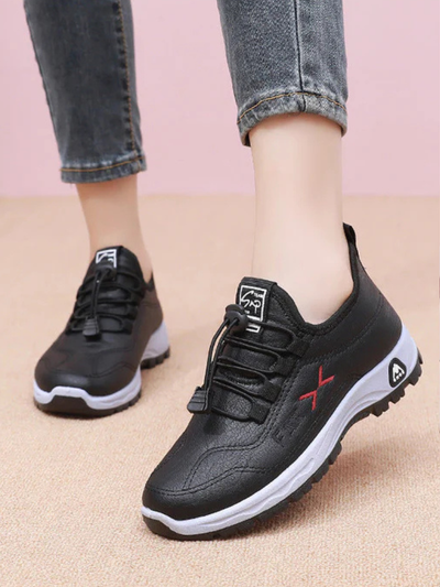 DARIA COMFORT WALK SNEAKERS