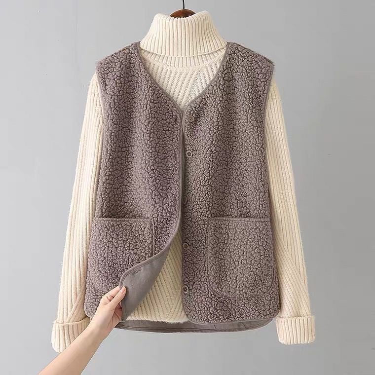 Freya | Cozy Textured Button-Up Vest