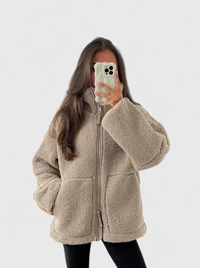 Tia | Cozy Jacket