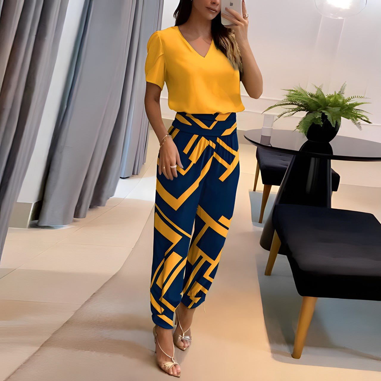 Alexandra | Stylish Two-Piece Ensemble