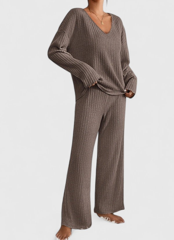 Addison | Cozy Lounge Ensemble