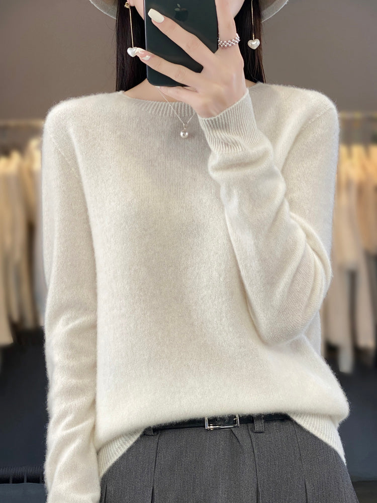 Léa – Luxuriously Soft and Elegant Sweater