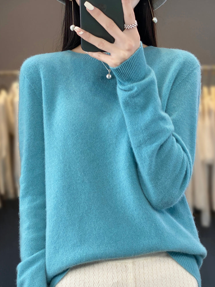 Léa – Luxuriously Soft and Elegant Sweater
